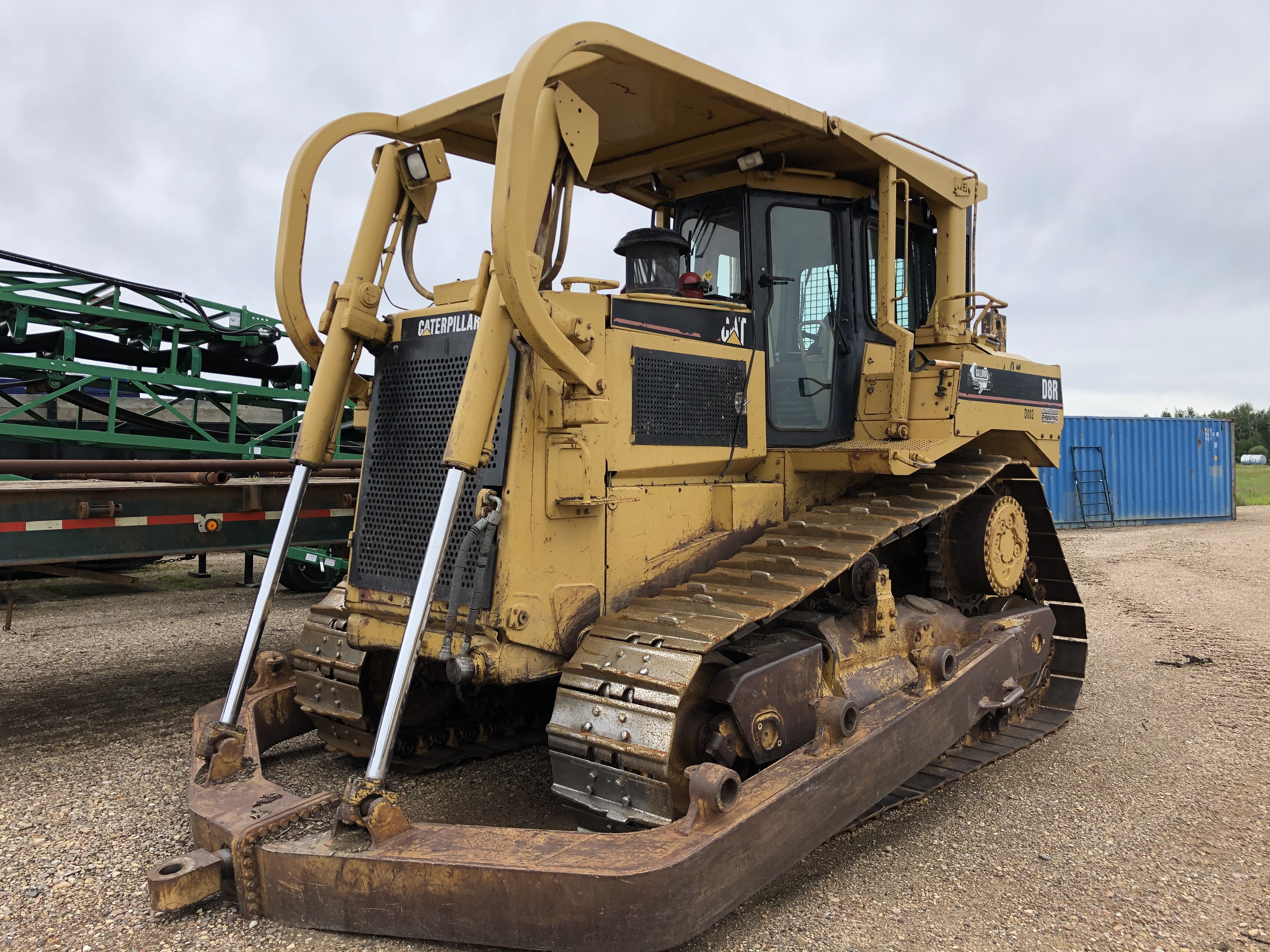 Used Track Type Tractors | Finning Canada
